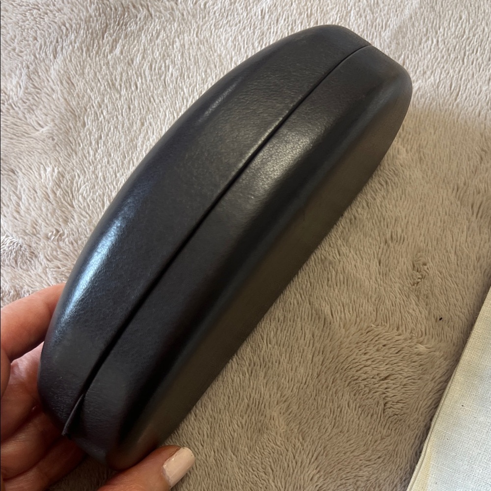 Michael Kors Elegant Sunglasses Case - image 5